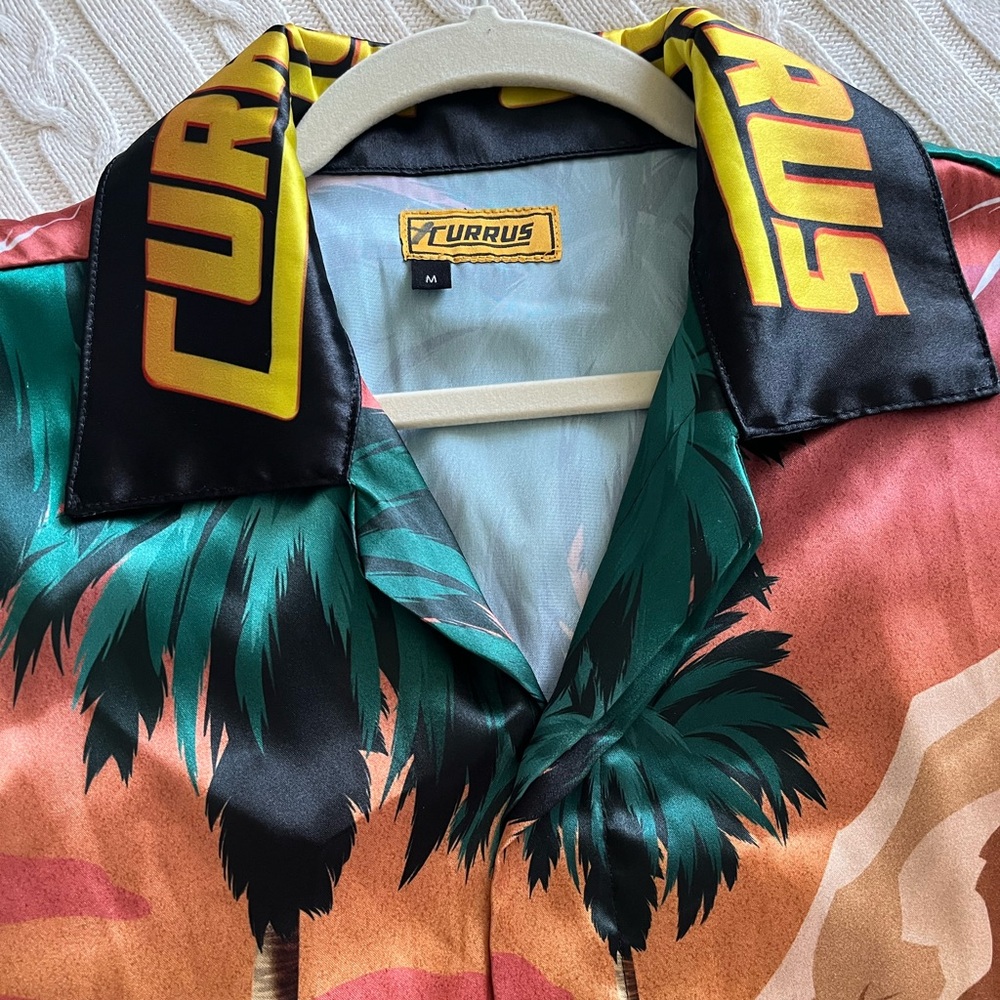 Vintage ,Exclusive Tropical Car Print Men's Shirt - Picture 6 of 6
